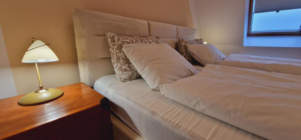 Apartamenty Przy Promenadzie Mikołajki Luaran gambar