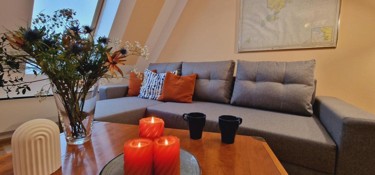 Apartamenty Przy Promenadzie Mikołajki Luaran gambar