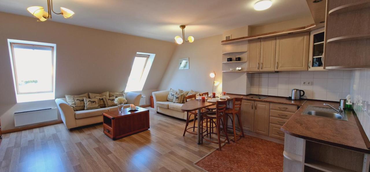 Apartamenty Przy Promenadzie Mikołajki Luaran gambar